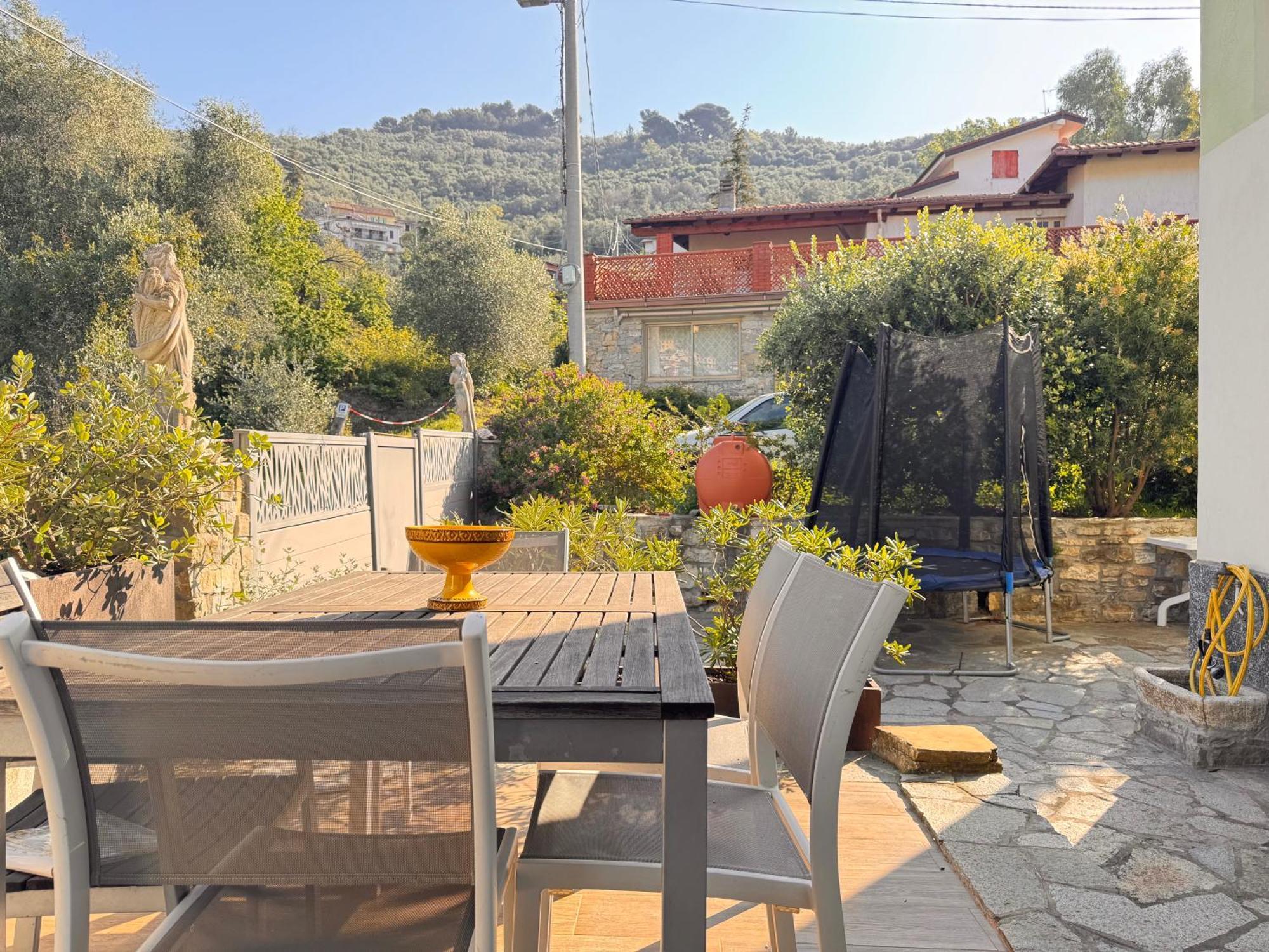 Casa Bisou Italia Wifi Et Parking Free Privato Villa Diano San Pietro Kültér fotó