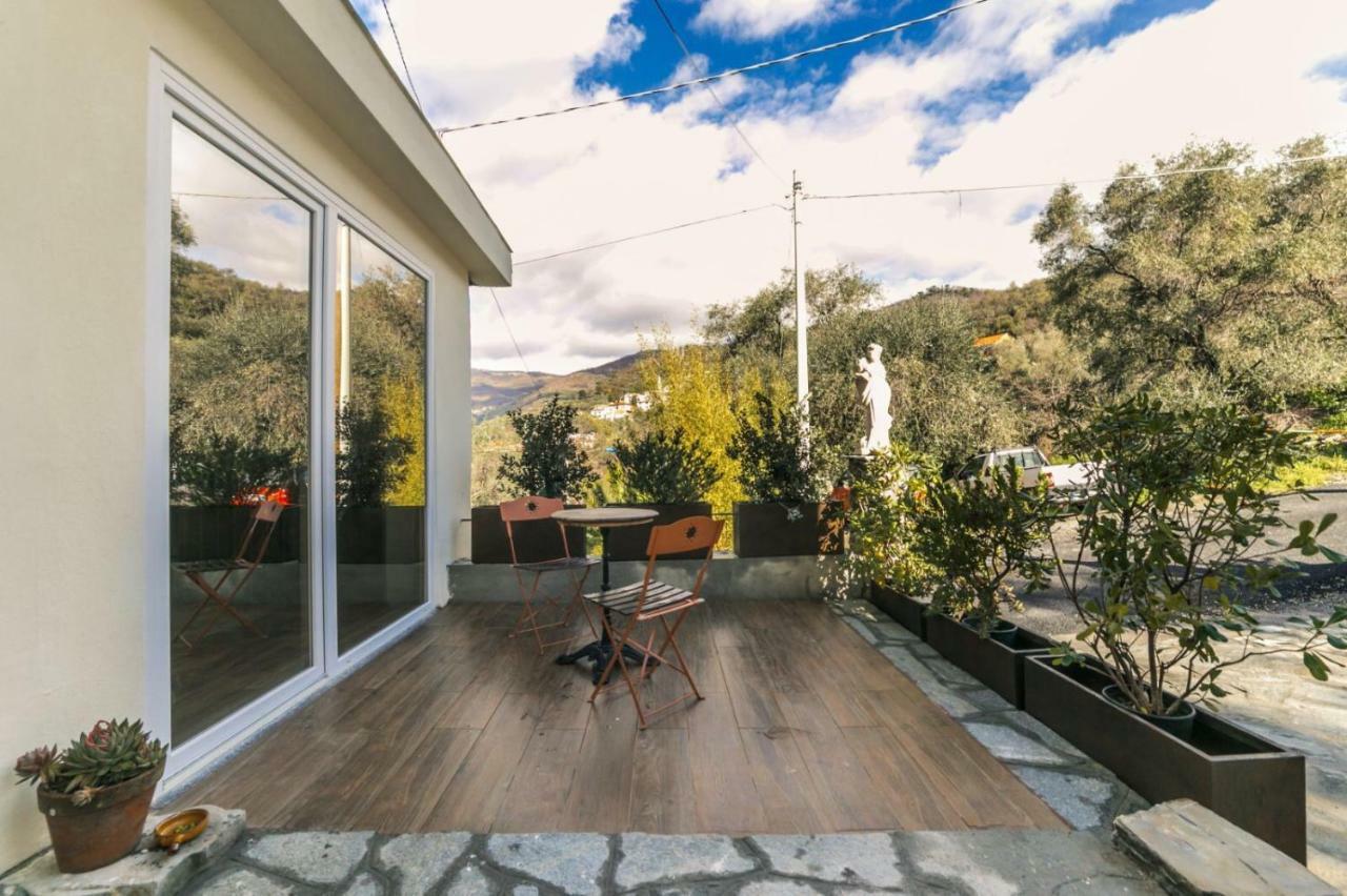 Casa Bisou Italia Wifi Et Parking Free Privato Villa Diano San Pietro Kültér fotó