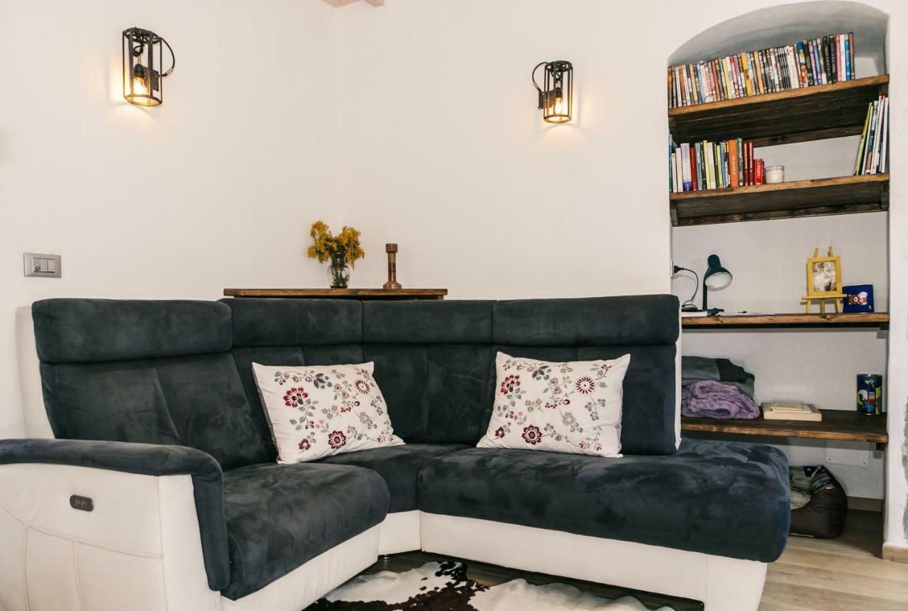 Casa Bisou Italia Wifi Et Parking Free Privato Villa Diano San Pietro Kültér fotó